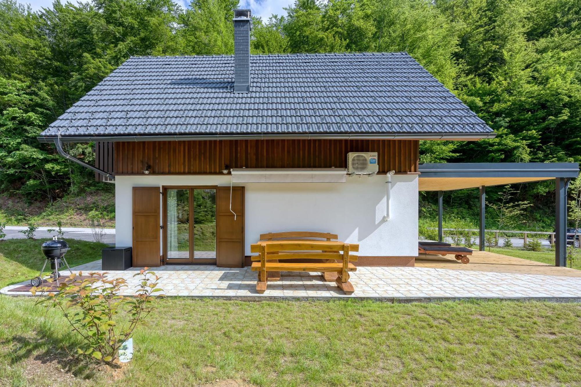 Resort Stari Malni, Osilnica - Vacation Houses Stari Malni Quarto foto
